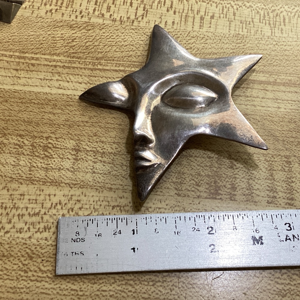 Silver Star Face Brooch